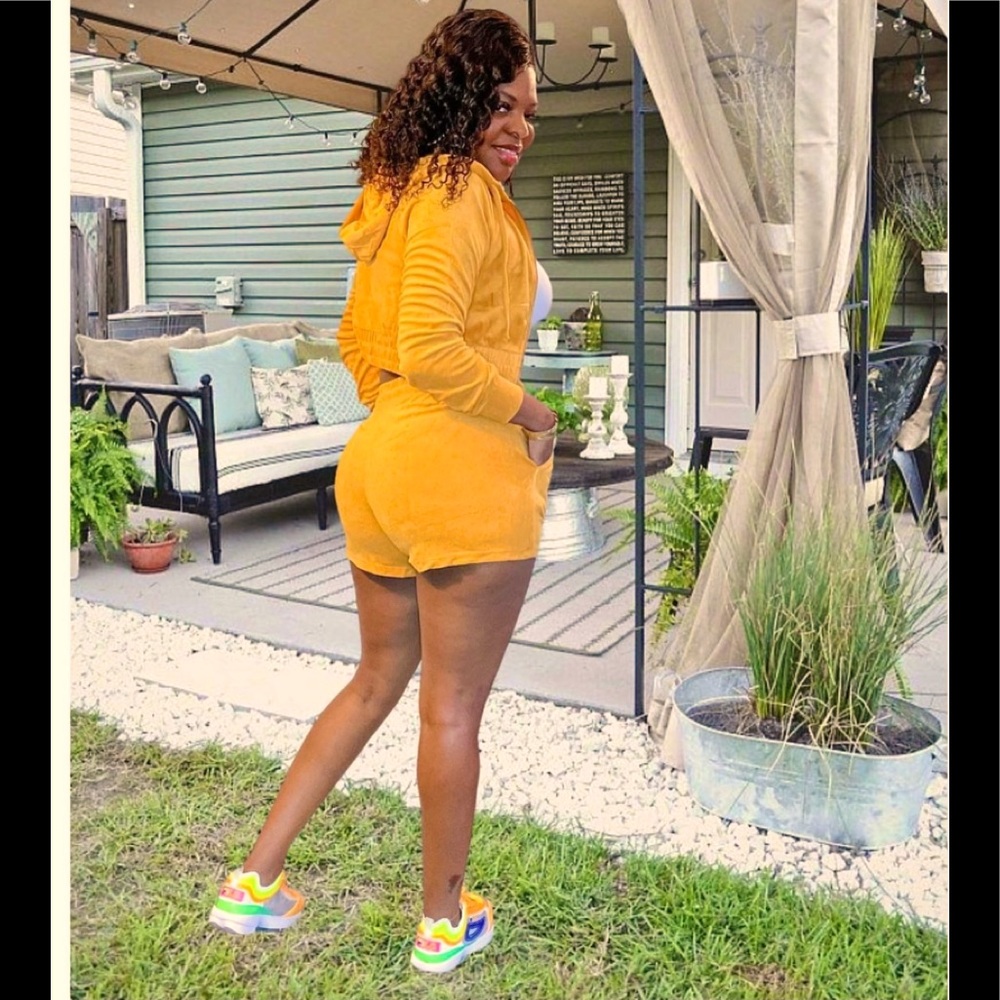 2 Piece Short Set